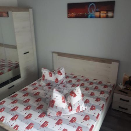 Apartament Premium Travel Leilighet Oradea Eksteriør bilde