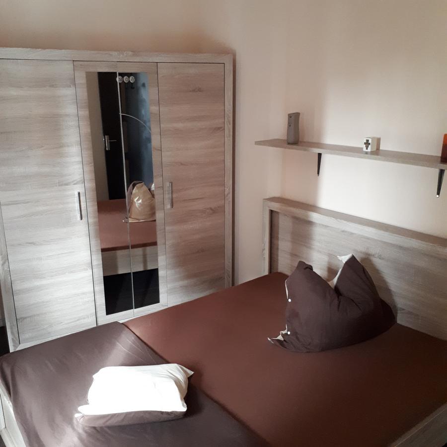 Apartament Premium Travel Leilighet Oradea Eksteriør bilde